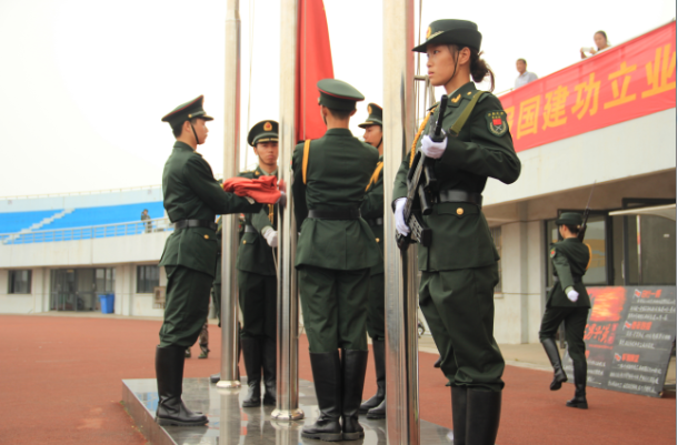 激发爱国热情，践行军队精神——伟德victor19462015年度学生军训动员大会顺利召开