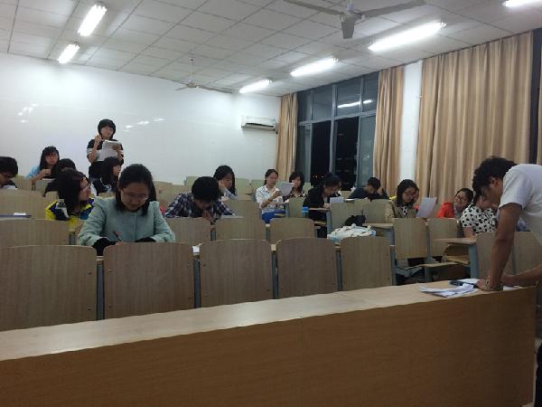 交流协调出想法，求同存异达目标——学生骨干训练营第三课圆满结束