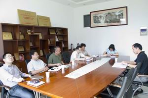 药学院领导班子举行党的群众路线教育实践活动专题学习交流会