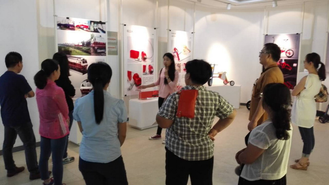 我院开展现代技术与教育教学观摩研讨活动