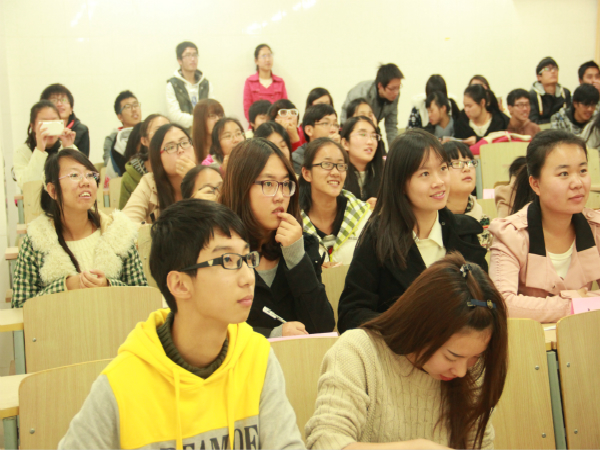 感知于心，铭刻他恩——药学院感恩演讲比赛决赛圆满落幕