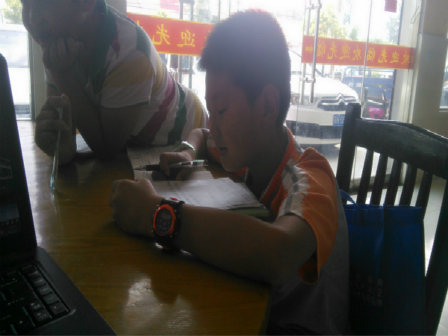 携手儿童 共度暑期