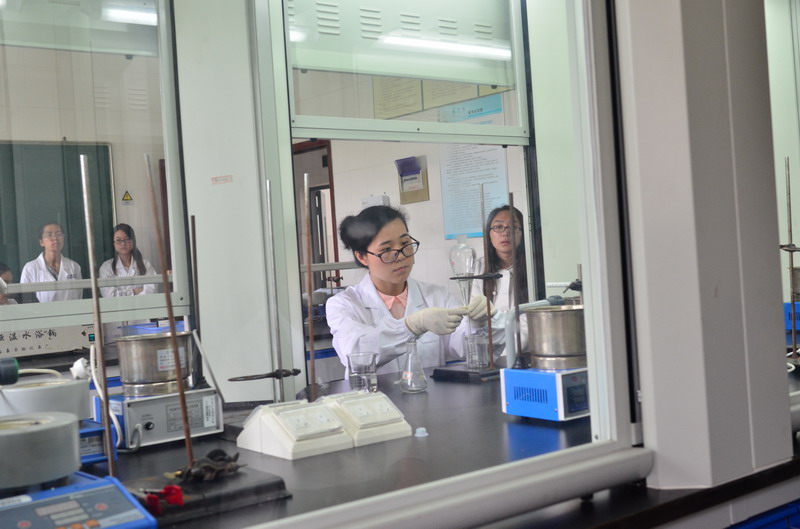 2016药学院实验教师教学技能竞赛顺利举行