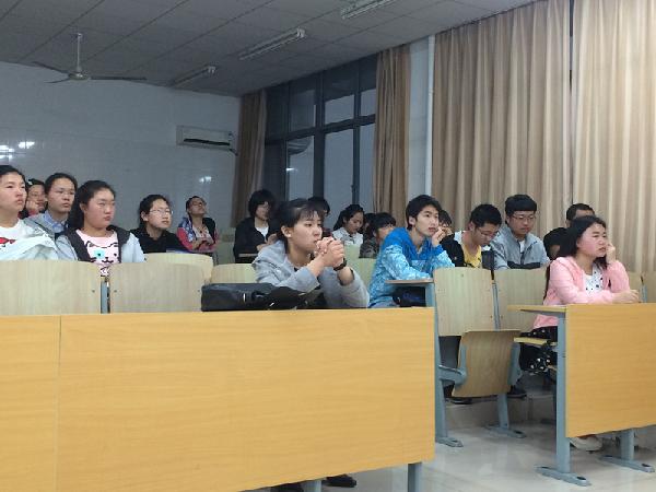 转型谱写新篇章，演讲展现读书情——药学院学生骨干训练营第一课圆满完成