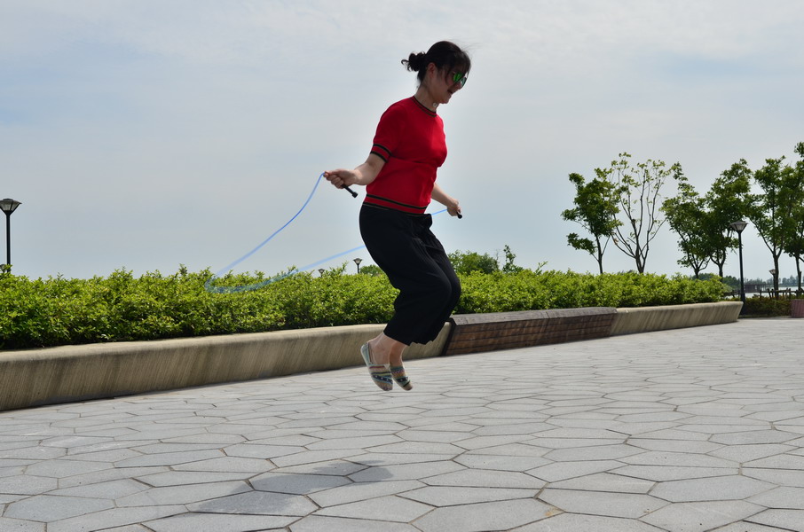 药学院教工开展“快乐行走”徒步活动