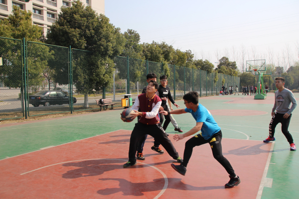 英雄荟萃，共聚球场——药学院举办3v3篮球联赛选拔赛