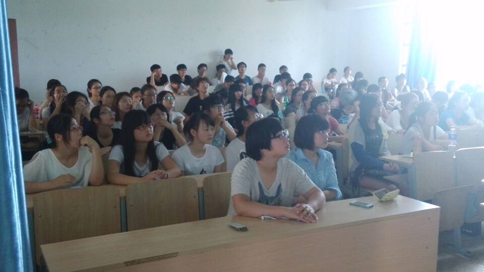 学风总结展风采  军训动员为国防——药学院2014级学风总结会暨军训动员大会圆满结束