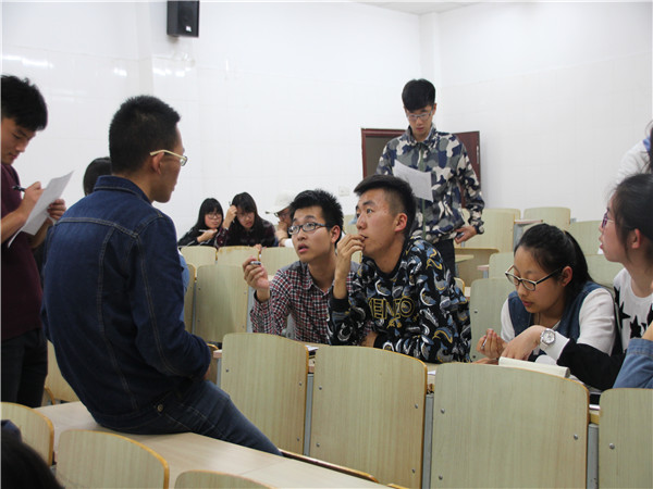 承经营管理之念，聚药院精英才华——记药学院骨干训练营第四讲