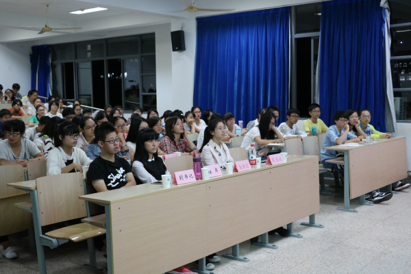 勤学促精英 细节定成败——记学生会干事文书培训圆满落幕