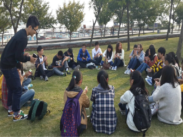 感恩于心，回馈于行