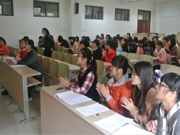 践行理想，逐梦青春——药学院暑期社会实践表彰大会圆满落幕