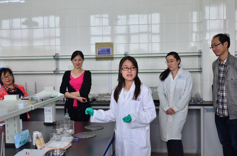 2016药学院实验教师教学技能竞赛顺利举行