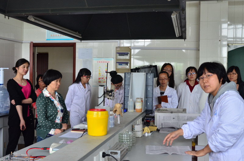 2016药学院实验教师教学技能竞赛顺利举行