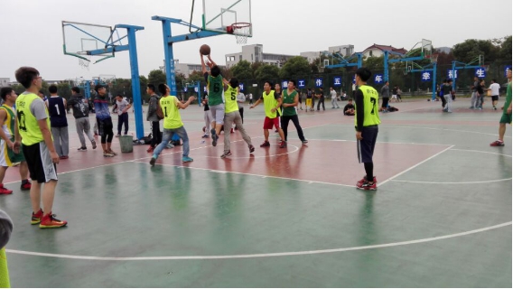 激情研途，律动江南——药学院成功参与校四球联赛