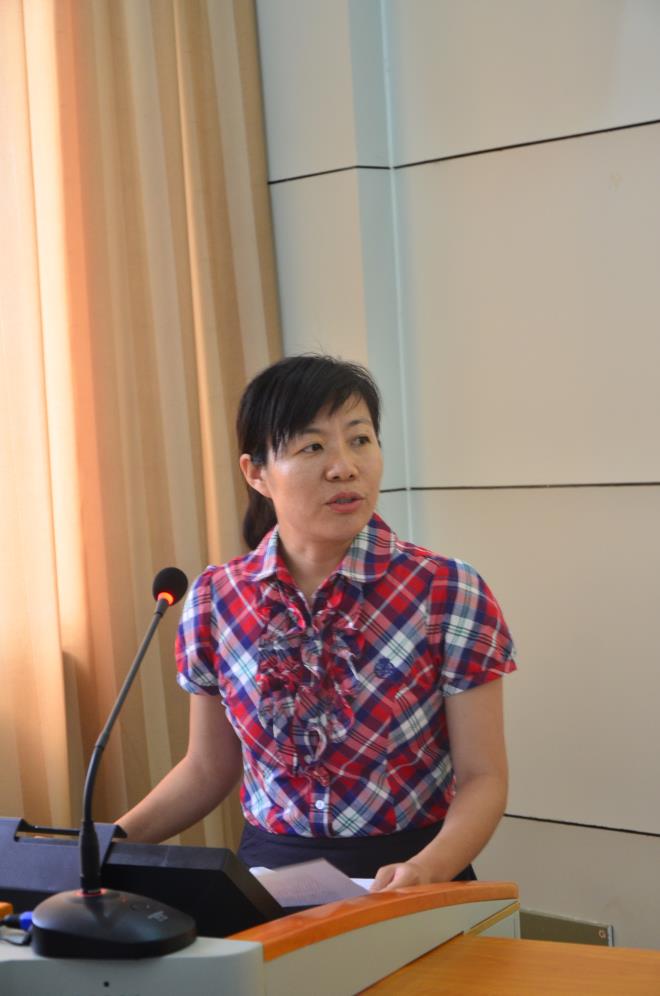 药学院召开党员大会暨“两学一做”专题党课