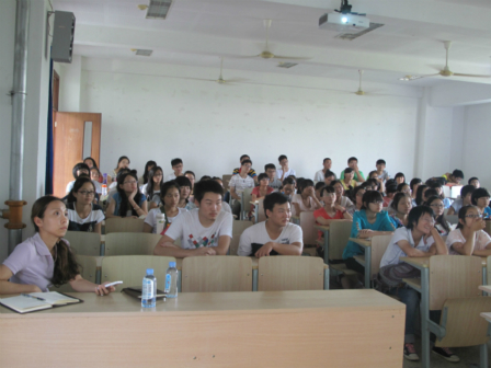 安全意识 如影随形——记药学院2014级新生安全教育专题讲座