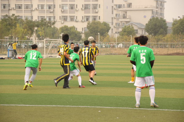 你不用多好，我喜欢就好——记校长杯药学院对外国语学院男足比赛