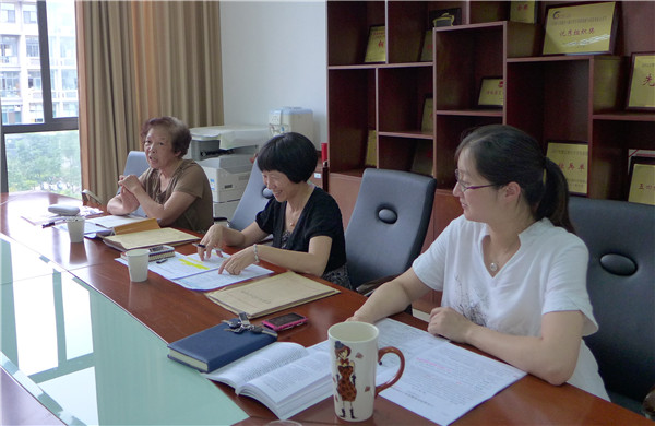 药学院召开学生党员发展与教育管理工作研讨会